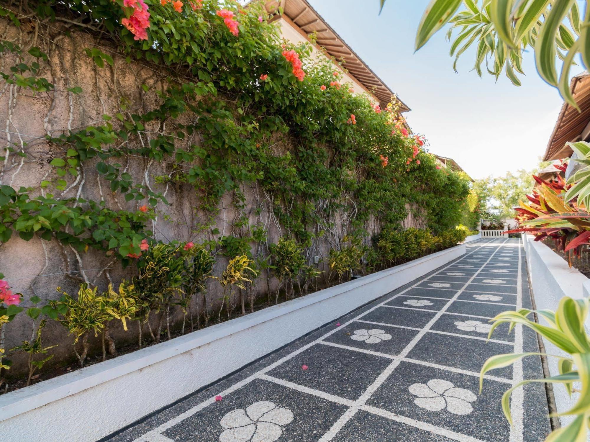 Airis Luxury Villas And Spa อูลูวาตู ภายนอก รูปภาพ