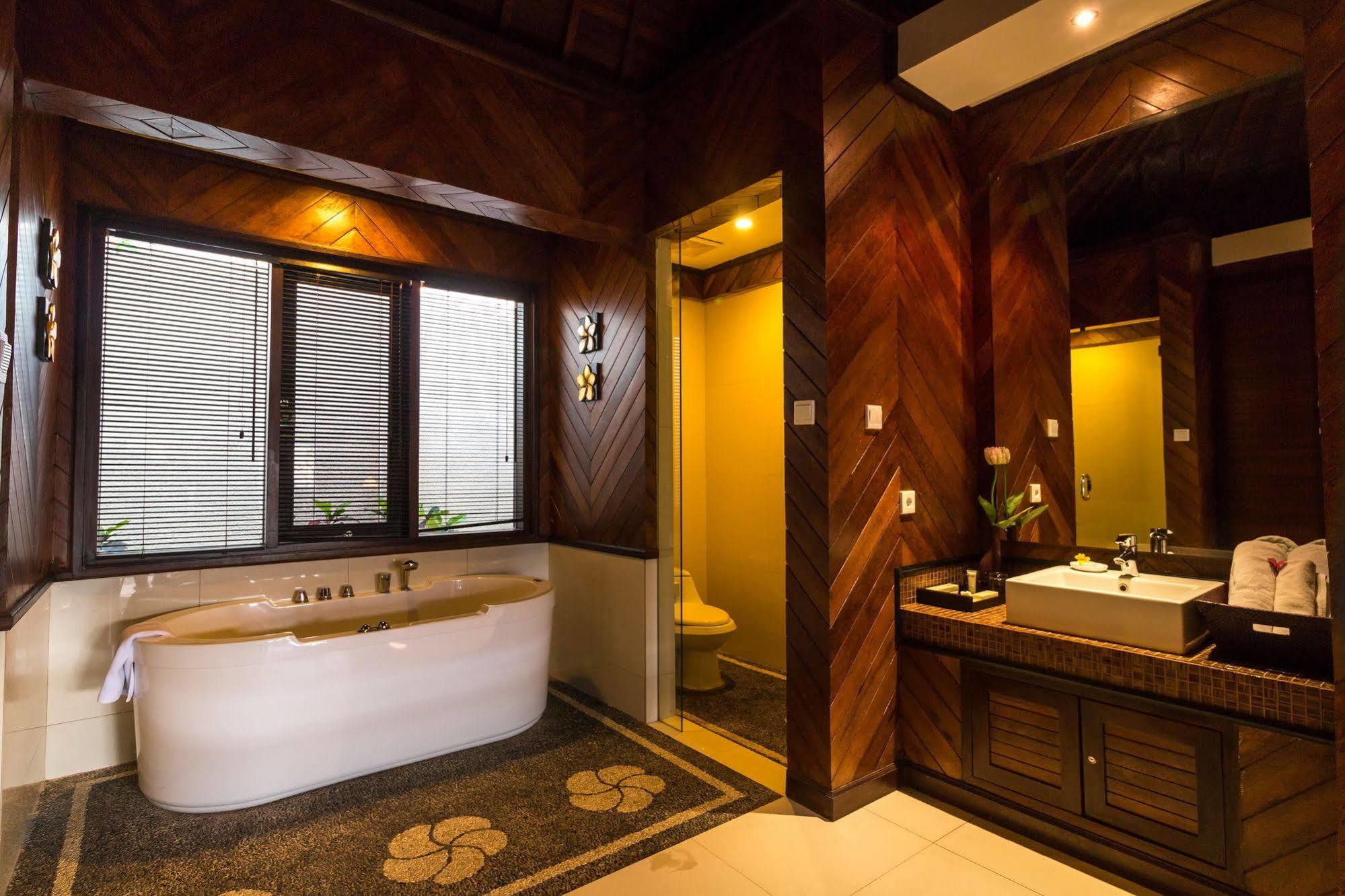 Airis Luxury Villas And Spa อูลูวาตู ภายนอก รูปภาพ